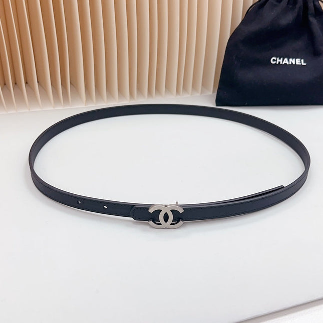 CC BELT 15 MM IN BLACK CALFSKIN WITH SILVER HARDWARE