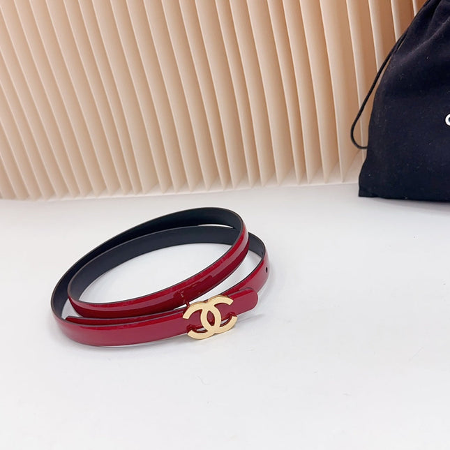 CC BELT 15 MM IN CHERRY RED GLOSSY CALFSKIN WITH GOLD HARDWARE