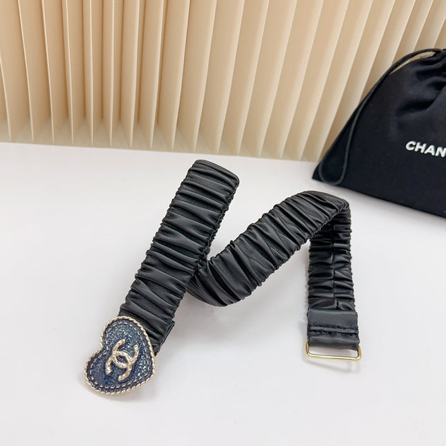 CC 30 MM ELASTIC BELT IN BLACK CALFSKIN GOLD HEART HARDWARE