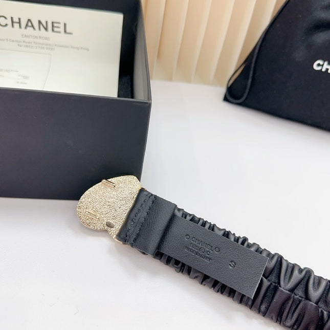 CC 30 MM ELASTIC BELT IN BLACK CALFSKIN GOLD HEART HARDWARE