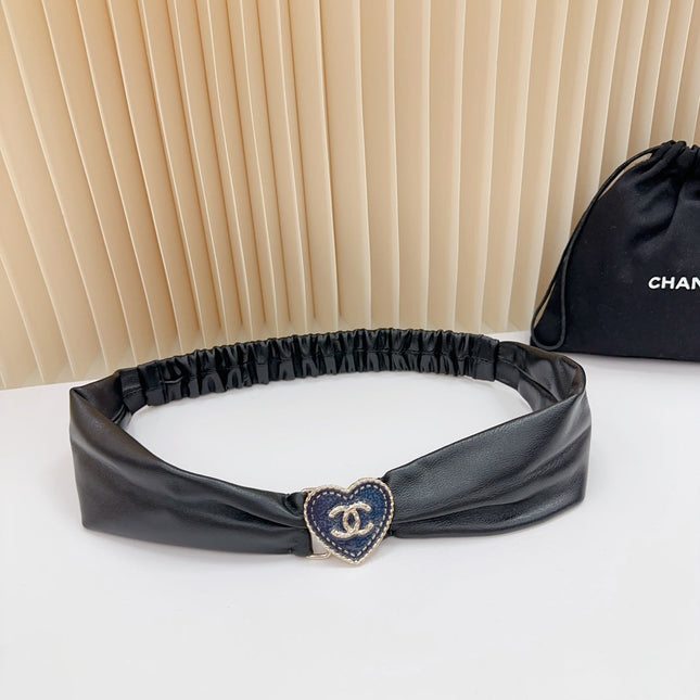 CC 50 MM ELASTIC BELT IN BLACK CALFSKIN GOLD HEART HARDWARE