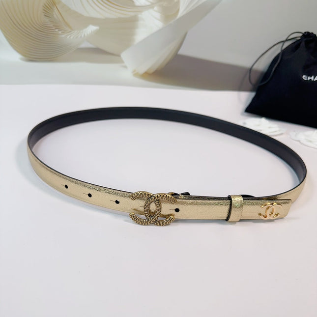 CC BELT 20 MM IN GOLDEN CALFSKIN WITH GOLD HARDWARE