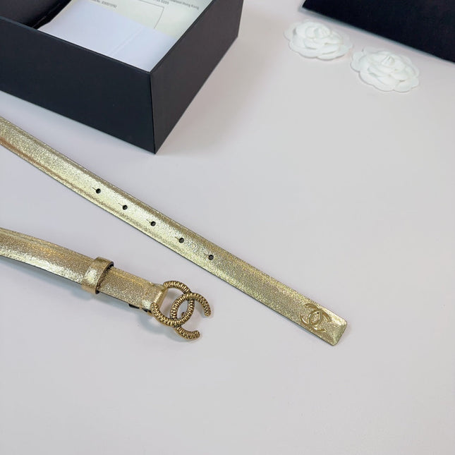 CC BELT 20 MM IN GOLDEN CALFSKIN WITH GOLD HARDWARE