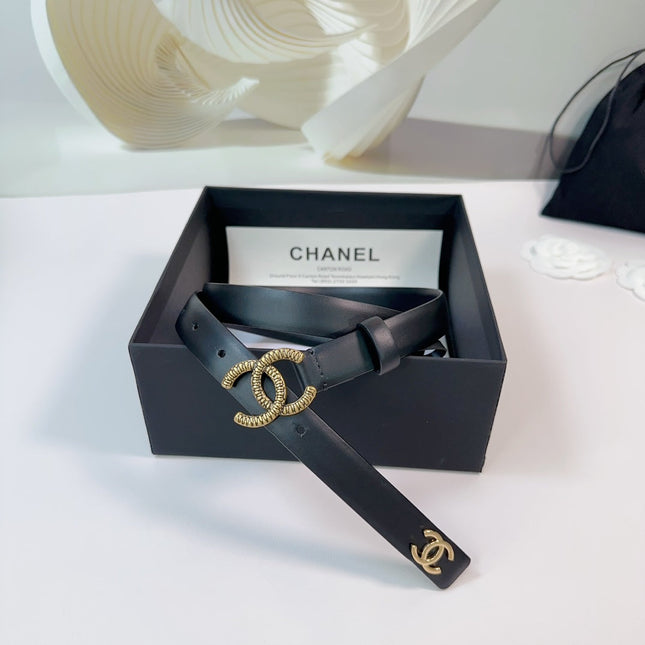 CC BELT 20 MM IN BLACK CALFSKIN WITH GOLD HARDWARE AND LOGO
