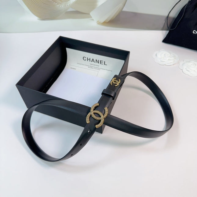 CC BELT 20 MM IN BLACK CALFSKIN WITH GOLD HARDWARE AND LOGO