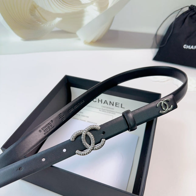CC BELT 20 MM IN BLACK CALFSKIN WITH SILVER BUCKLE AND LOGO