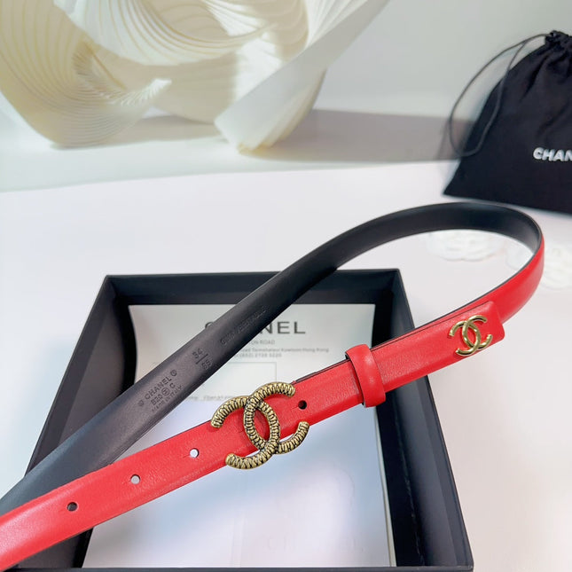 CC BELT 20 MM IN CHERRY RED CALFSKIN WITH GOLD BUCKLE AND LOGO