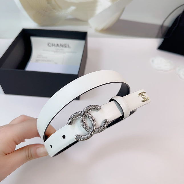 CC BELT 20 MM IN WHITE CALFSKIN WITH SILVER BUCKLE AND GOLD LOGO