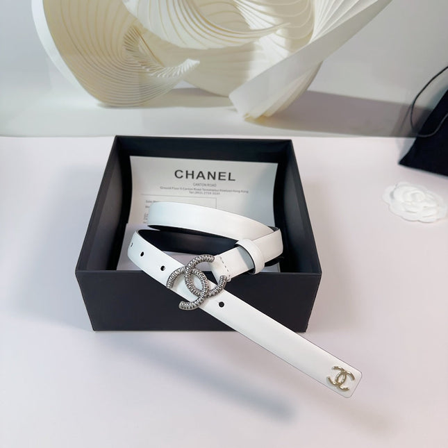 CC BELT 20 MM IN WHITE CALFSKIN WITH SILVER BUCKLE AND GOLD LOGO