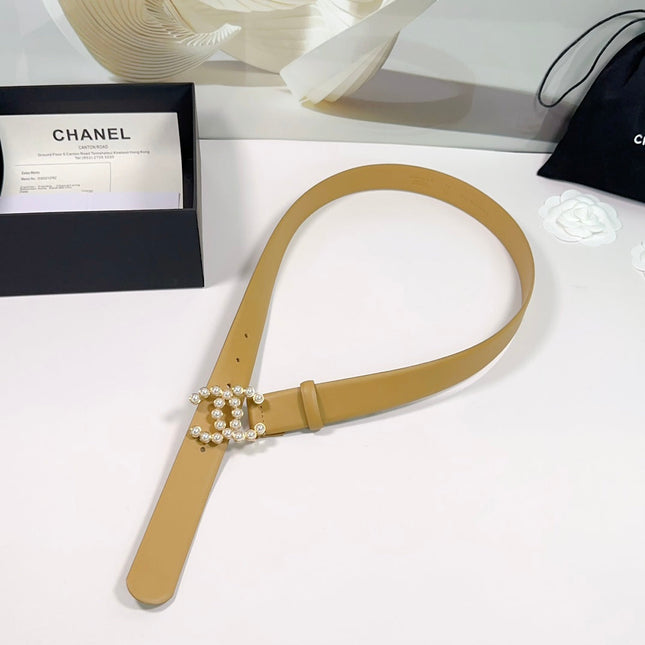 CC BELT 30 MM IN AMBER YELLOW SMOOTH CALFSKIN WITH GOLD HARDWARE ATTACH PEARL