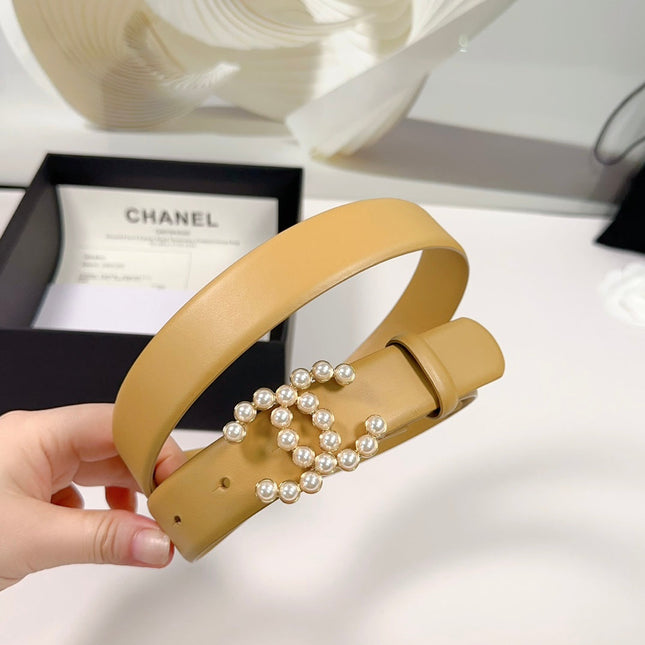 CC BELT 30 MM IN AMBER YELLOW SMOOTH CALFSKIN WITH GOLD HARDWARE ATTACH PEARL