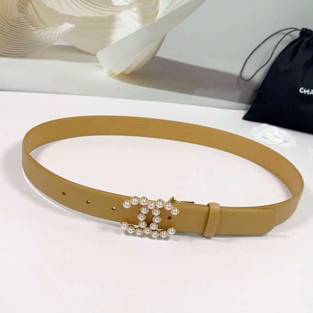 CC BELT 30 MM IN AMBER YELLOW SMOOTH CALFSKIN WITH GOLD HARDWARE ATTACH PEARL