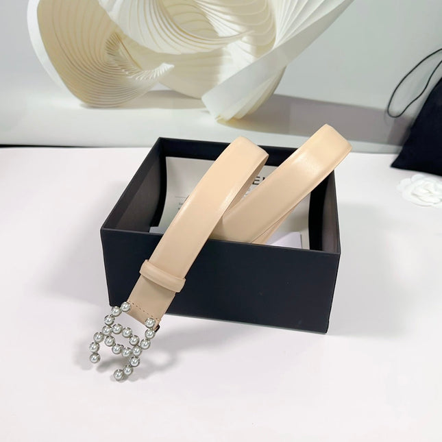 CC BELT 30 MM IN BISQUE BEIGE SMOOTH CALFSKIN WITH SILVER HARDWARE ATTACH PEARL