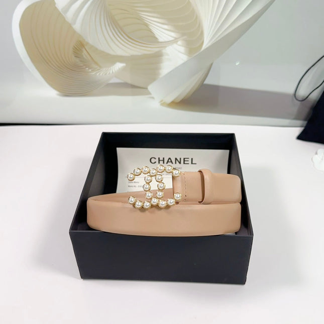 CC BELT 30 MM IN FRENCH BEIGE SMOOTH CALFSKIN WITH GOLD HARDWARE ATTACH PEARL