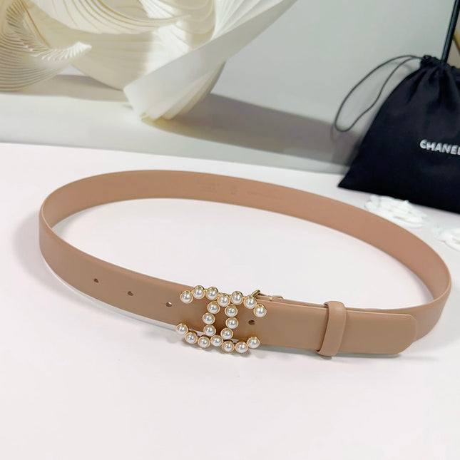 CC BELT 30 MM IN FRENCH BEIGE SMOOTH CALFSKIN WITH GOLD HARDWARE ATTACH PEARL
