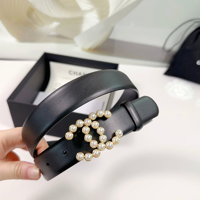 CC BELT 30 MM IN BLACK SMOOTH CALFSKIN WITH GOLD HARDWARE ATTACH PEARL