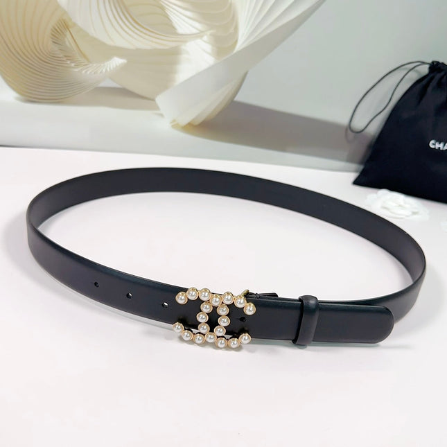 CC BELT 30 MM IN BLACK SMOOTH CALFSKIN WITH GOLD HARDWARE ATTACH PEARL