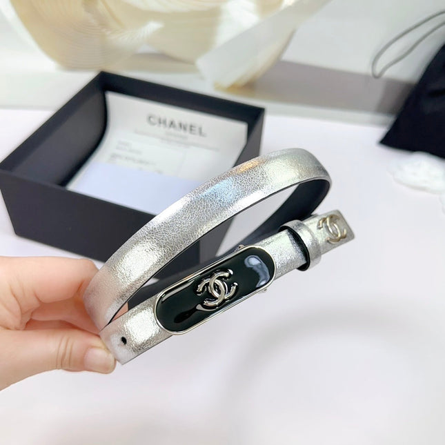 CC BELT 20 MM IN SILVER SMOOTH CALFSKIN WITH BLACK METAL BUCKLE