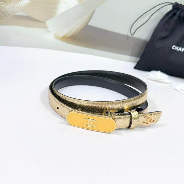 CC BELT 20 MM IN GOLD SMOOTH CALFSKIN WITH YELLOW METAL BUCKLE