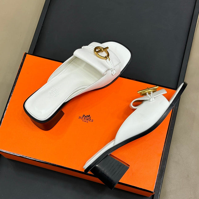 ISLE SANDAL IN WHITE CALFSKIN