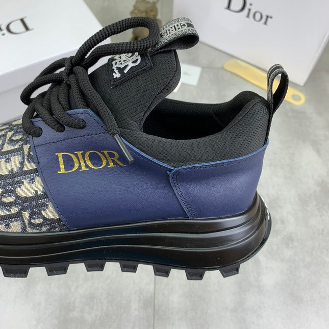CD B24 SNEAKER AZURE AND BEIGE FABRIC