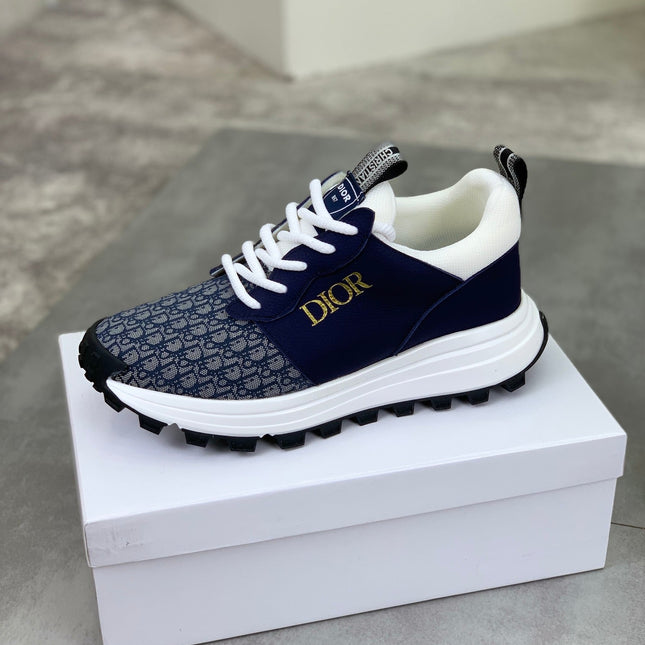 CD B24 SNEAKER NAVY AND GRAY FABRIC