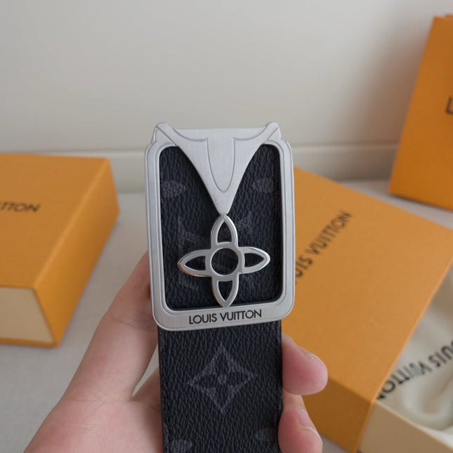 BELT 40MM REVERSIBLE IN BLACK TAURILLON CALFSKIN GREY LOGO AND SILVER BUCKLE
