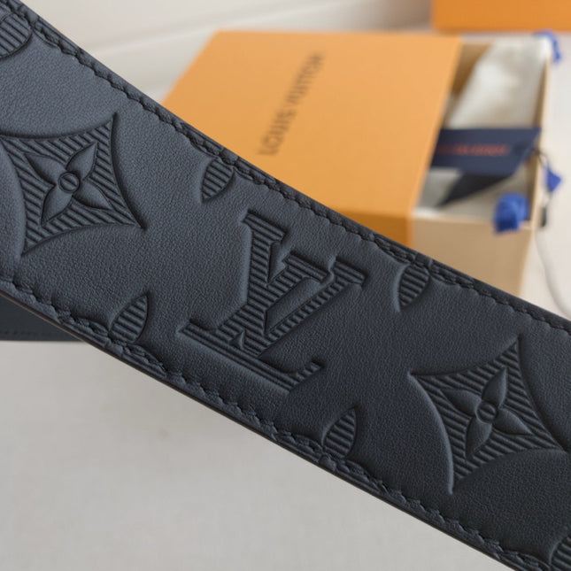 BELT 40MM REVERSIBLE IN BLACK TAURILLON CALFSKIN WITH GREY LOGO AND SILVER LV BUCKLE