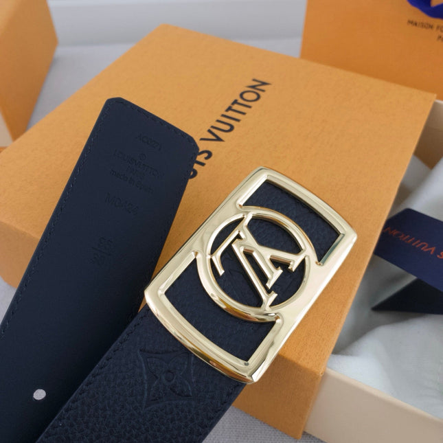 BELT 40MM IN BLACK TAURILLON CALFSKIN WITH EMBOSSED LOGO AND GOLD BUCKLE WITH ROUND LOGO CENTER