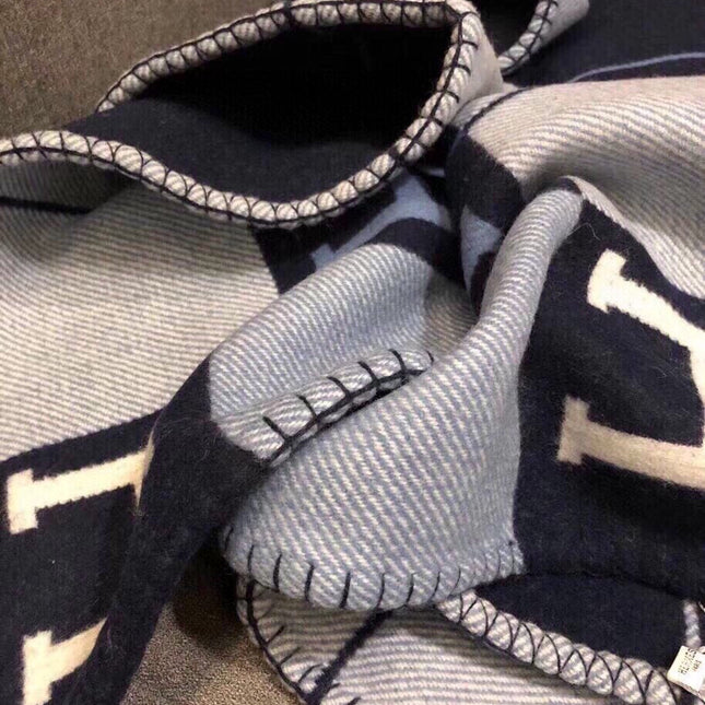 AVALON III THROW BLANKET 175 CM IN NAVY BLUE WOOL AND CASHMERE 351741