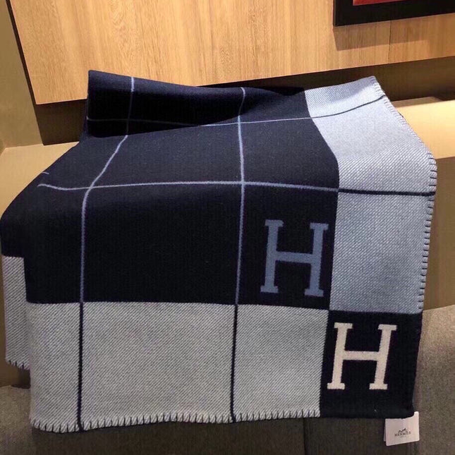 AVALON III THROW BLANKET 175 CM IN NAVY BLUE WOOL AND CASHMERE 351741