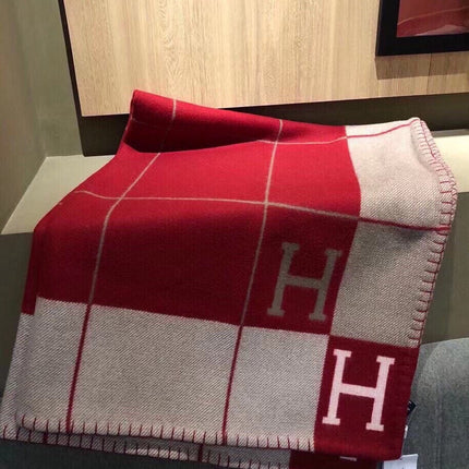 AVALON III THROW BLANKET 175 CM IN CHERRY RED WOOL AND CASHMERE 351743