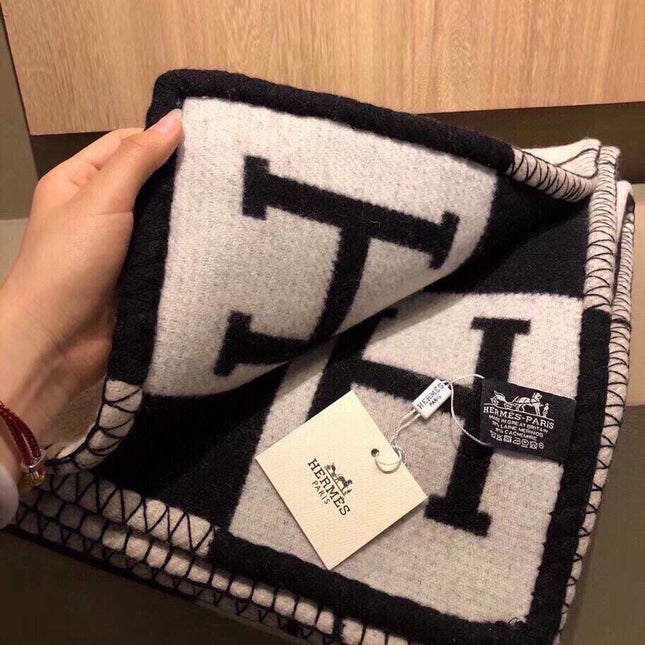 AVALON III THROW BLANKET 175 CM IN BLACK WOOL AND CASHMERE 351744