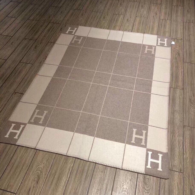 AVALON III THROW BLANKET 175 CM IN KHAKI BROWN WOOL AND CASHMERE 351745