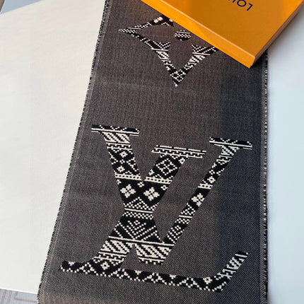 SCARF 200 CM IN MOUSE GRAY WOOL 390039