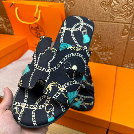 HM IZMIR SANDAL DENIM COLOR SUEDE WITH CHAIN MOTIF