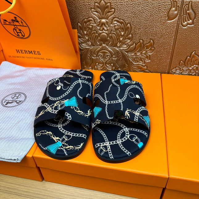HM IZMIR SANDAL DENIM COLOR SUEDE WITH CHAIN MOTIF