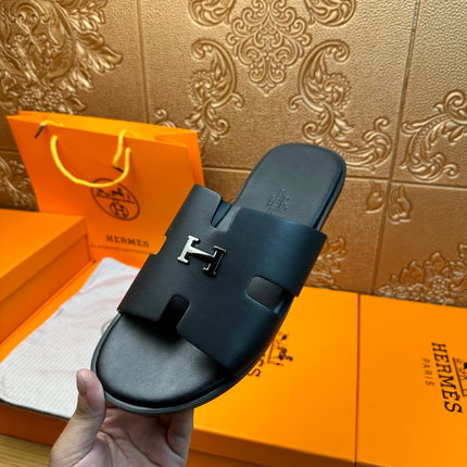 HM IZMIR H-BUCKLE SANDAL BLACK CALFSKIN
