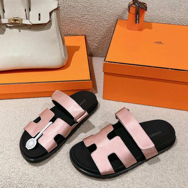 CHYPRE SANDAL BLACK MIX PASTEL PINK CALFSKIN