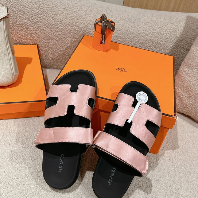 CHYPRE SANDAL BLACK MIX PASTEL PINK CALFSKIN