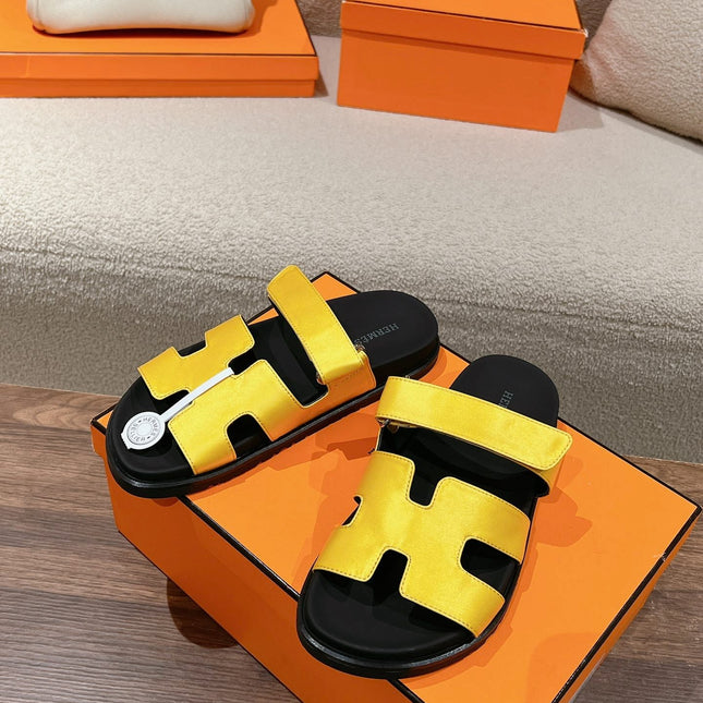 CHYPRE SANDAL BLACK MIX BRIGHT YELLOW CALFSKIN
