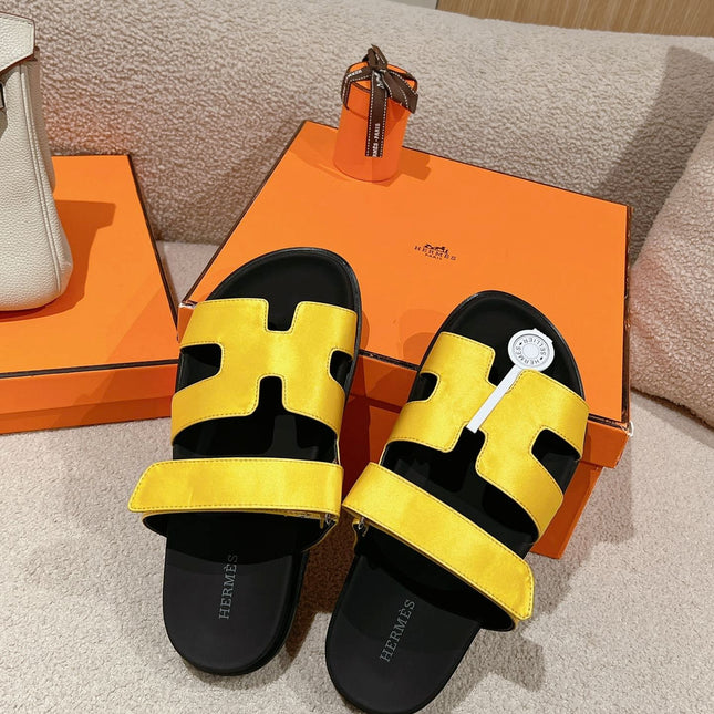 CHYPRE SANDAL BLACK MIX BRIGHT YELLOW CALFSKIN
