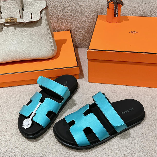 CHYPRE SANDAL BLACK MIX SKY CALFSKIN