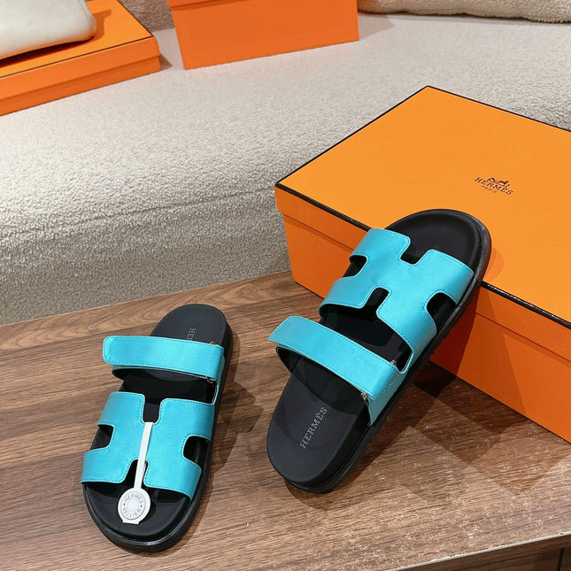 CHYPRE SANDAL BLACK MIX SKY CALFSKIN