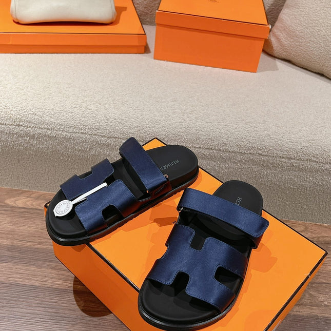 CHYPRE SANDAL BLACK MIX LIGHT BERRY CALFSKIN