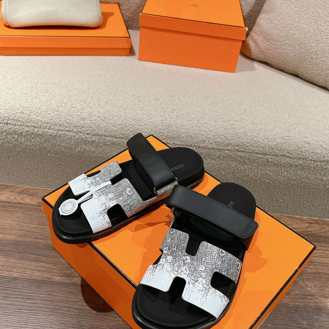 CHYPRE SANDAL OMBRE BLACK WHITE CALFSKIN