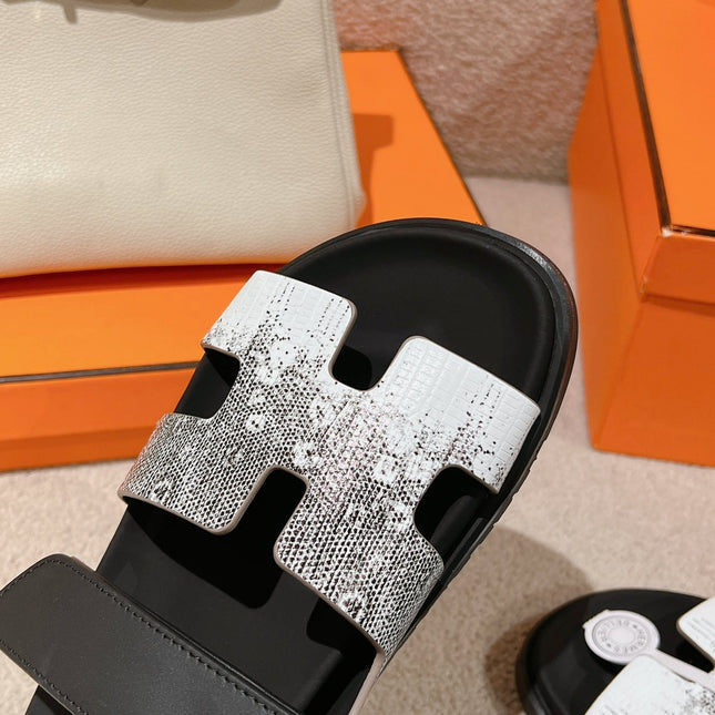 CHYPRE SANDAL OMBRE BLACK WHITE CALFSKIN