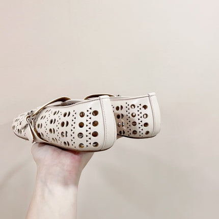 ALAIA HOLLOW BALLET FLAT IN BEIGE LAMBSKIN