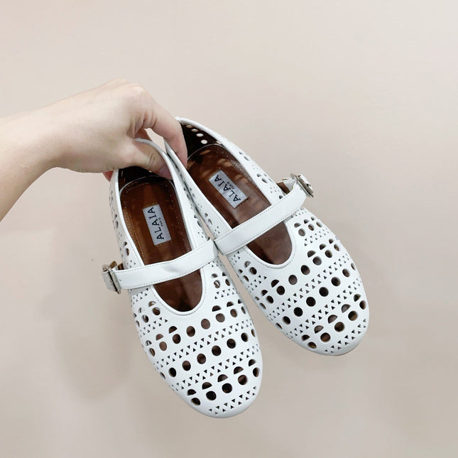 ALAIA HOLLOW BALLET FLAT IN WHITE LAMBSKIN