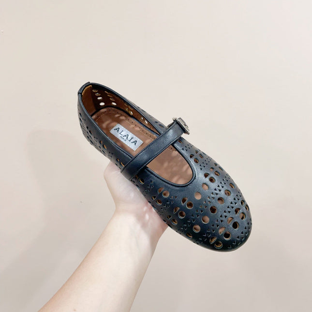 ALAIA HOLLOW BALLET FLAT IN BLACK LAMBSKIN